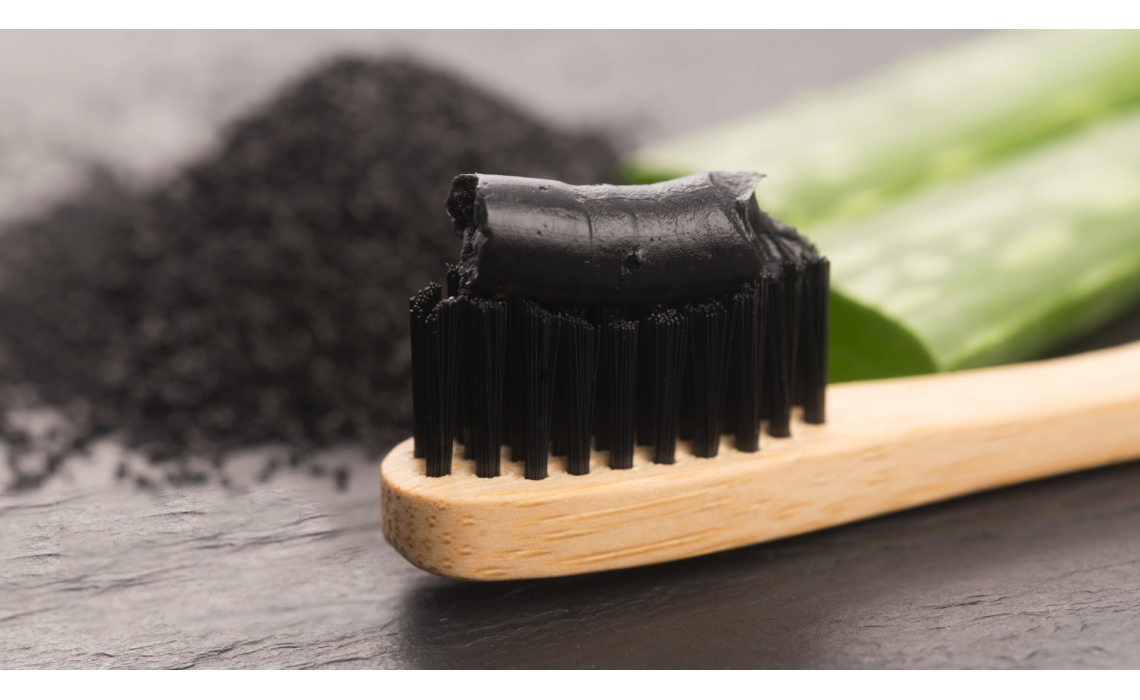 Top Benefits of Using a Charcoal Toothpaste